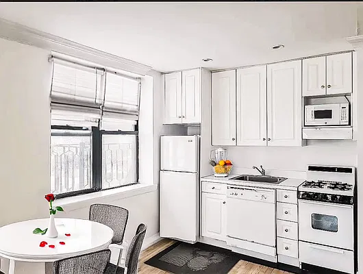 Rented by Metropolitan Property Group | media 2