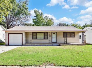 628 Lexington Rd, Wichita, KS 67218