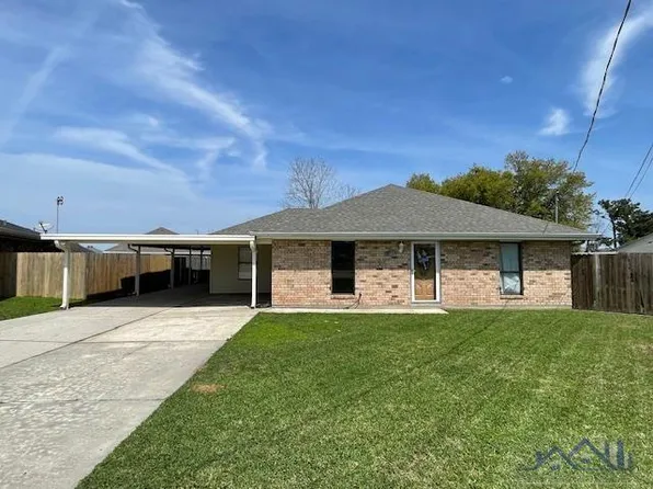 3010 Hickory Cir, Houma, LA 70363