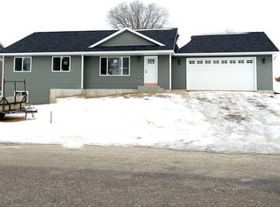 1025 Hay Creek Trl, Reedsburg, WI 53959