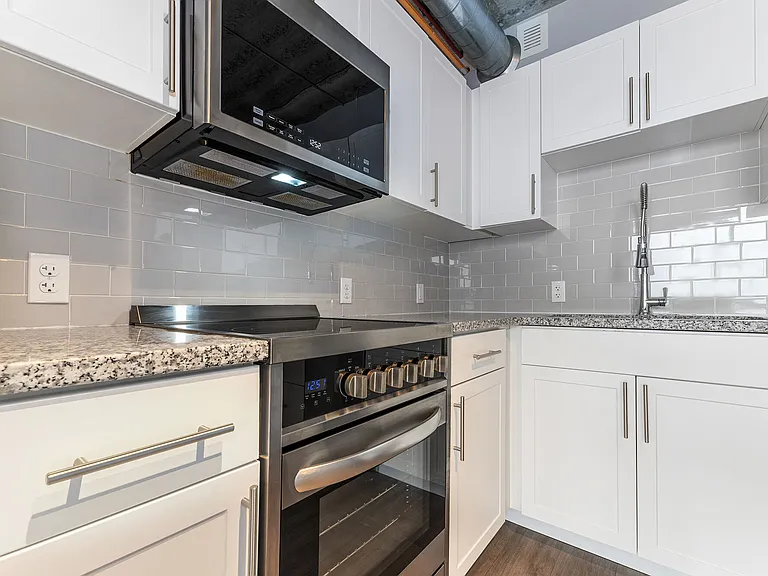 TC Lofts — Photo 12