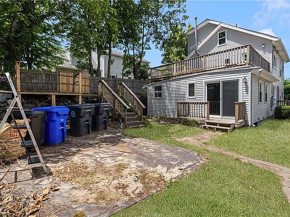 5th image of 155 Stanton Ave
