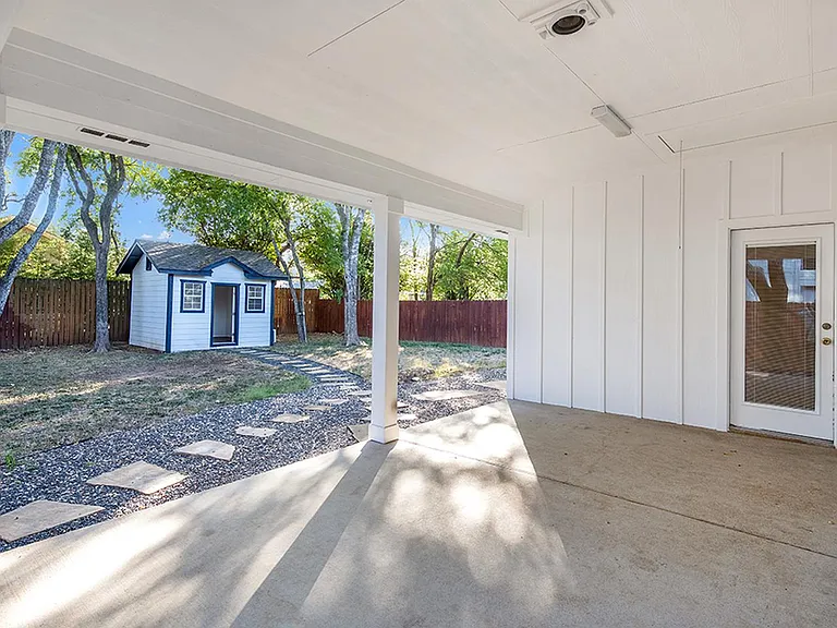 3320 Elija St — Photo 20