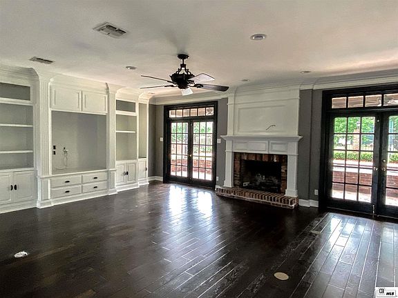 4th image of 215 Chadwick Dr