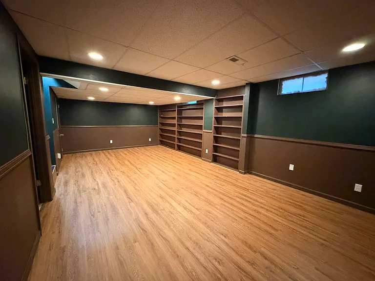 904 Kountze Memorial Dr — Photo 32