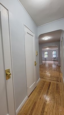 3rd image of 729 W 186th St #3L