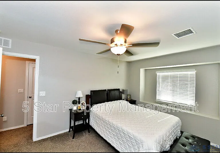 5129 Rose Elise St — Photo 17
