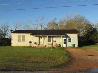 608 N Duval St, Goliad, TX 77963