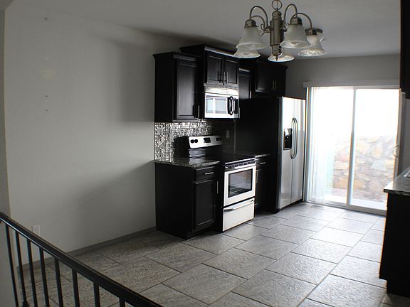 5th image of 864 Ballard Shapleigh Pl