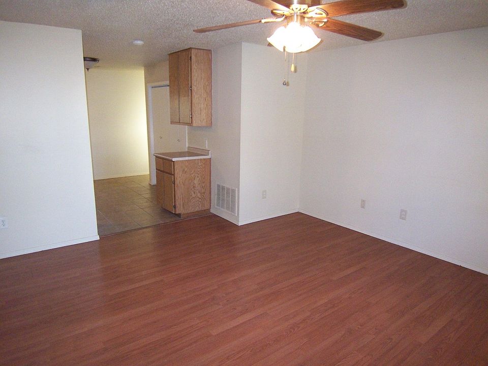 2nd image of 3158 W Countryside Dr