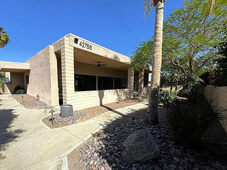 42755 Santiago Pl — Photo 2