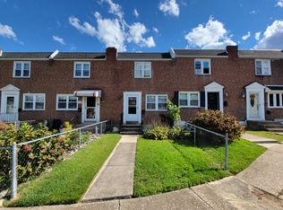 208 Overlook Rd, Philadelphia, PA 19128