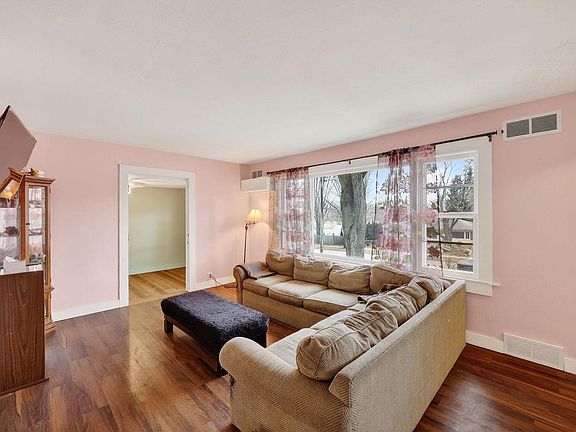 3rd image of 1650 Sunfield Street
