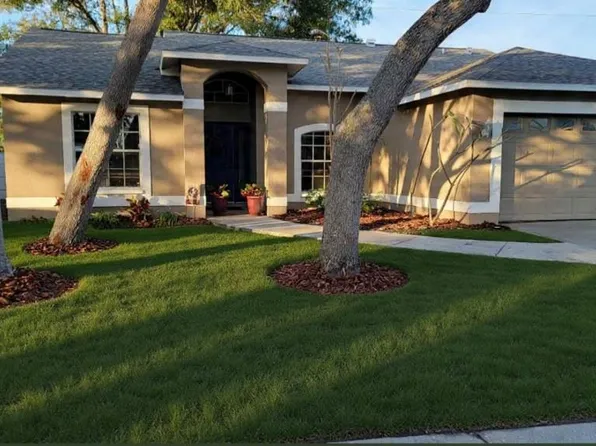 6899 Nicole Ln, Largo, FL 33771