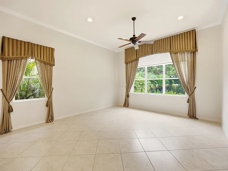 195 Sedona Way — Photo 21