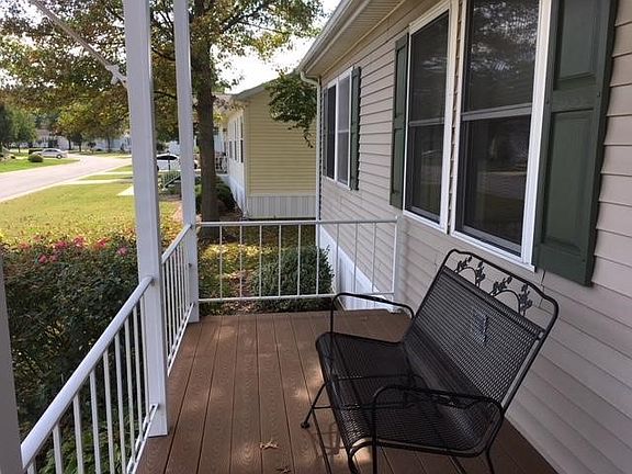 3rd image of 25 Victoria Ct