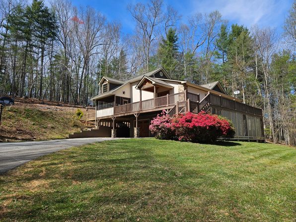 1608 N Mills River Rd