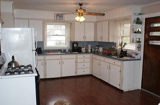 2nd image of 58 Low St