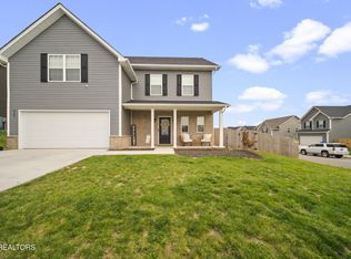1212 Solstice Dr, Powell, TN 37849
