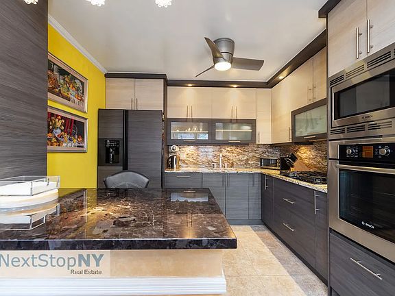 3rd image of 420 E 72nd St APT 7B