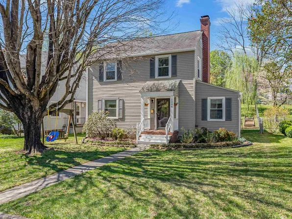 1206 Federal St, Radford, VA 24141