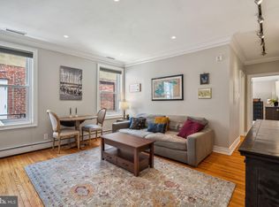 1812 Spruce St APT 3R, Philadelphia, PA 19103