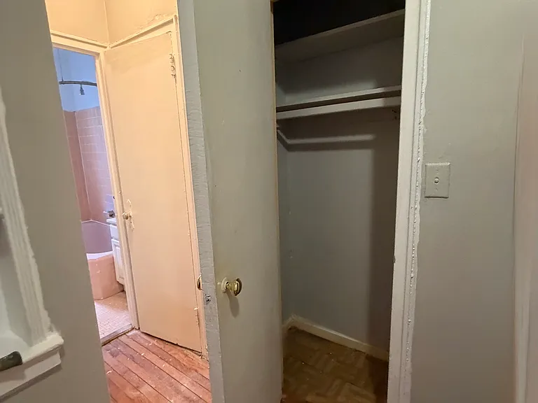253 E 181st St #4B — Photo 7