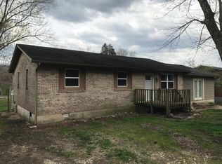 78 Holiday Hls, Clay City, KY 40312