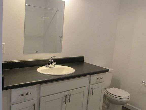 5th image of 322 5th Ave SE #413