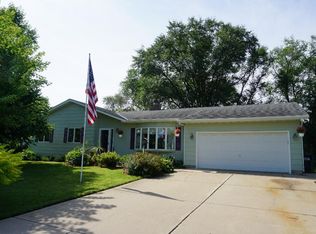 1077 Cedar Ln, Prescott, WI 54021