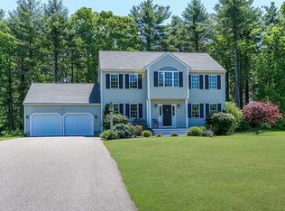 11 Sullivan Way, Foxboro, MA 02035