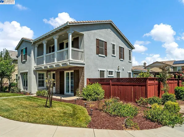 1244 S Vecindad St, Mountain House, CA 95391