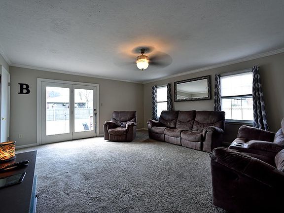 2nd image of 2616 Griffith Ave