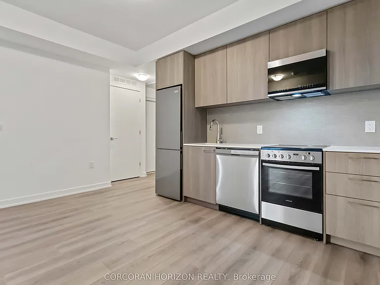 7437 Kingston Rd #1001 — Photo 13