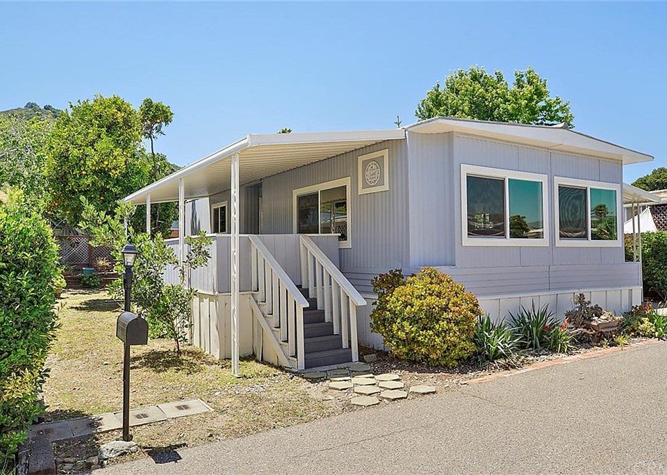 1st image of 1832 Carolyn Dr