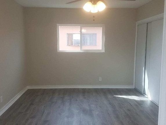 4th image of 1215 E Alvarado St