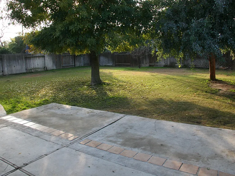 4209 Ryder Ln — Photo 15