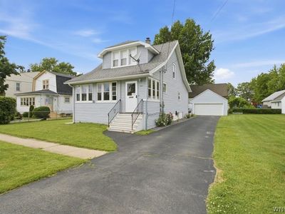3662 6th St, Hamburg, NY, 14219