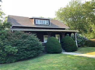 28 Maple Ave, Jamestown, RI 02835