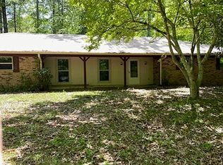 825 Sweetgum Ln, Vicksburg, MS 39180