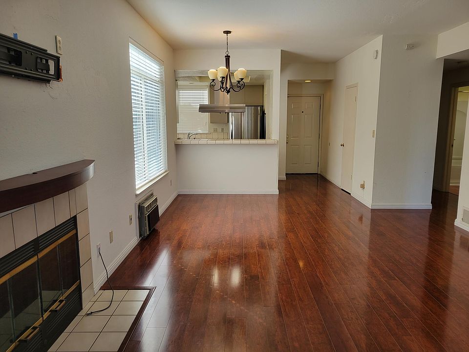 1st image of 125 Hobson St