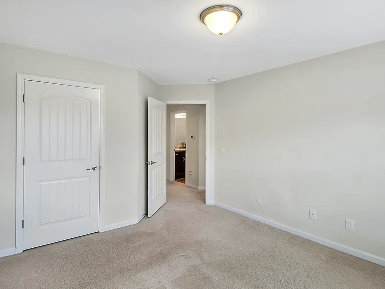 208 Ventura Pl — Photo 23