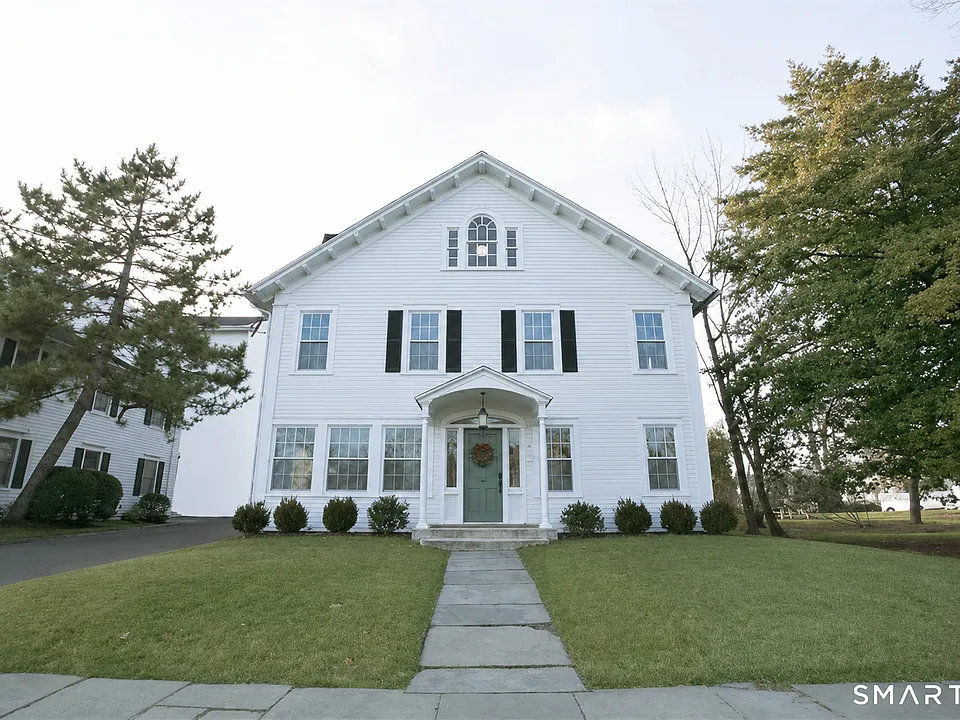 2 Park St #2B
