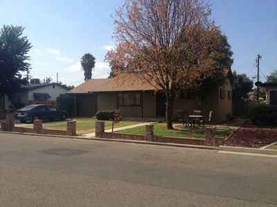 2741 E College Ave, Visalia, CA, 93292