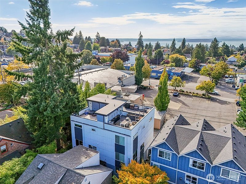 2nd image of 6325 34th Avenue SW #C