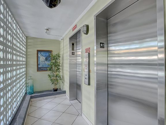 4th image of 1425 Arthur Street #204a
