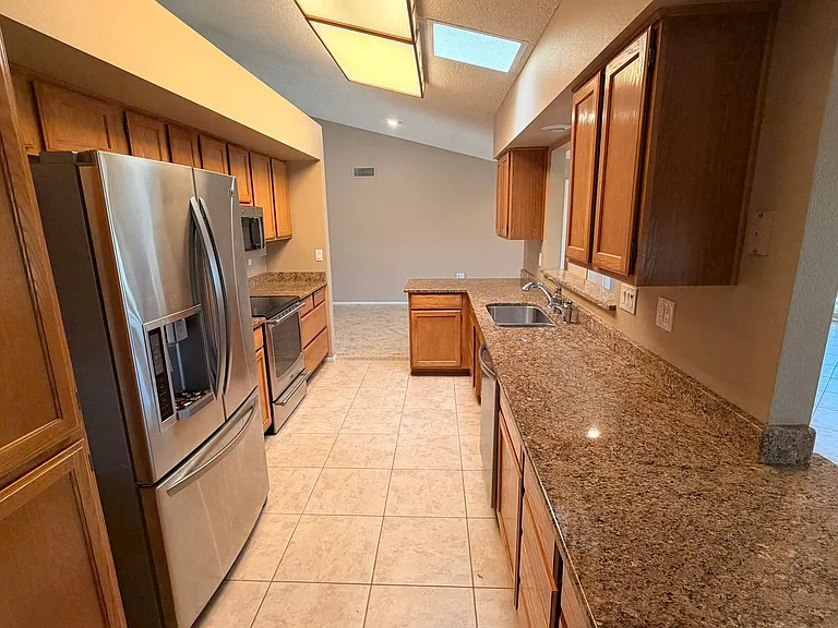 14607 W Yosemite Dr — Photo 5
