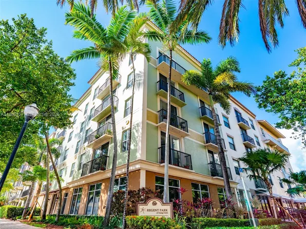 1900 Van Buren St APT 112B, Hollywood, FL 33020