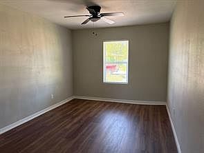 5th image of 5782 Belcrest St
