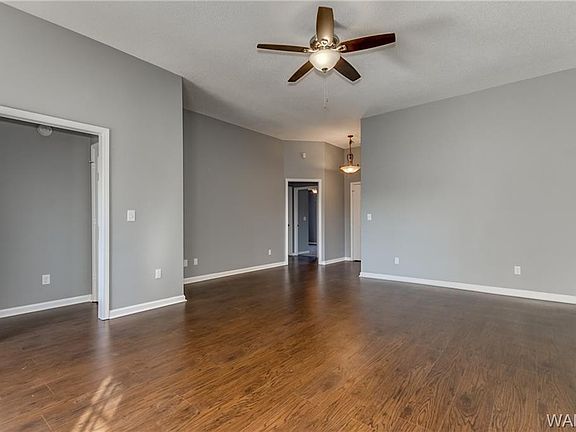 5th image of 1937 Inverness Pkwy